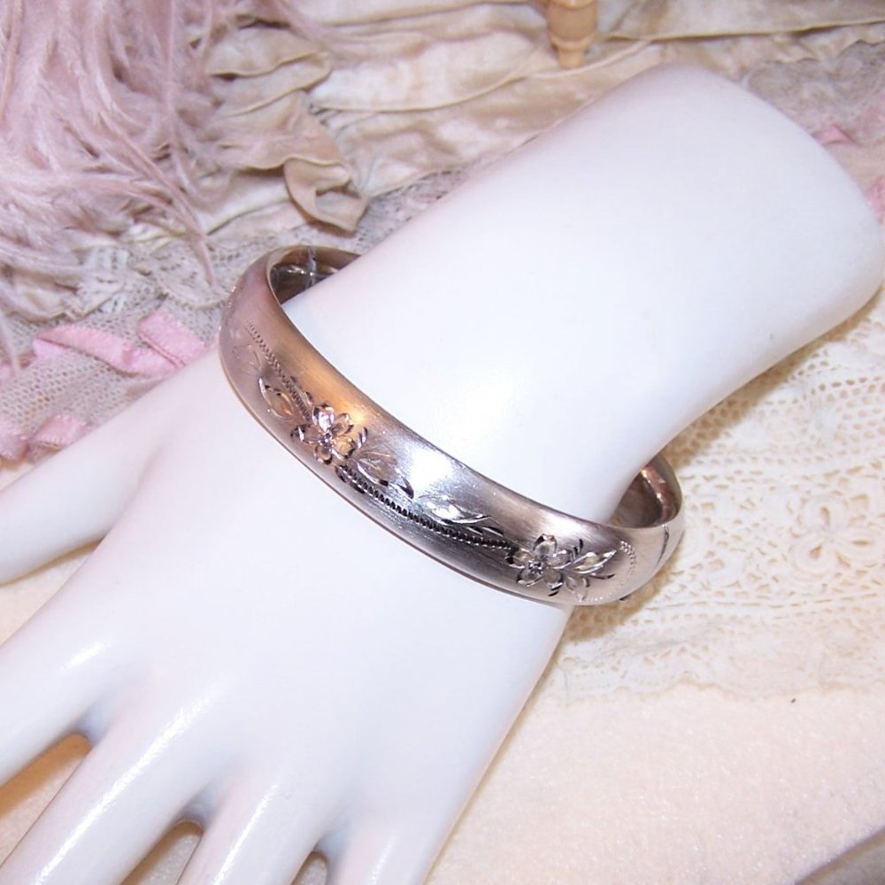 Vintage HFB Henry F Barrows Etched Sterling Silver Hinged Bangle Bracelet